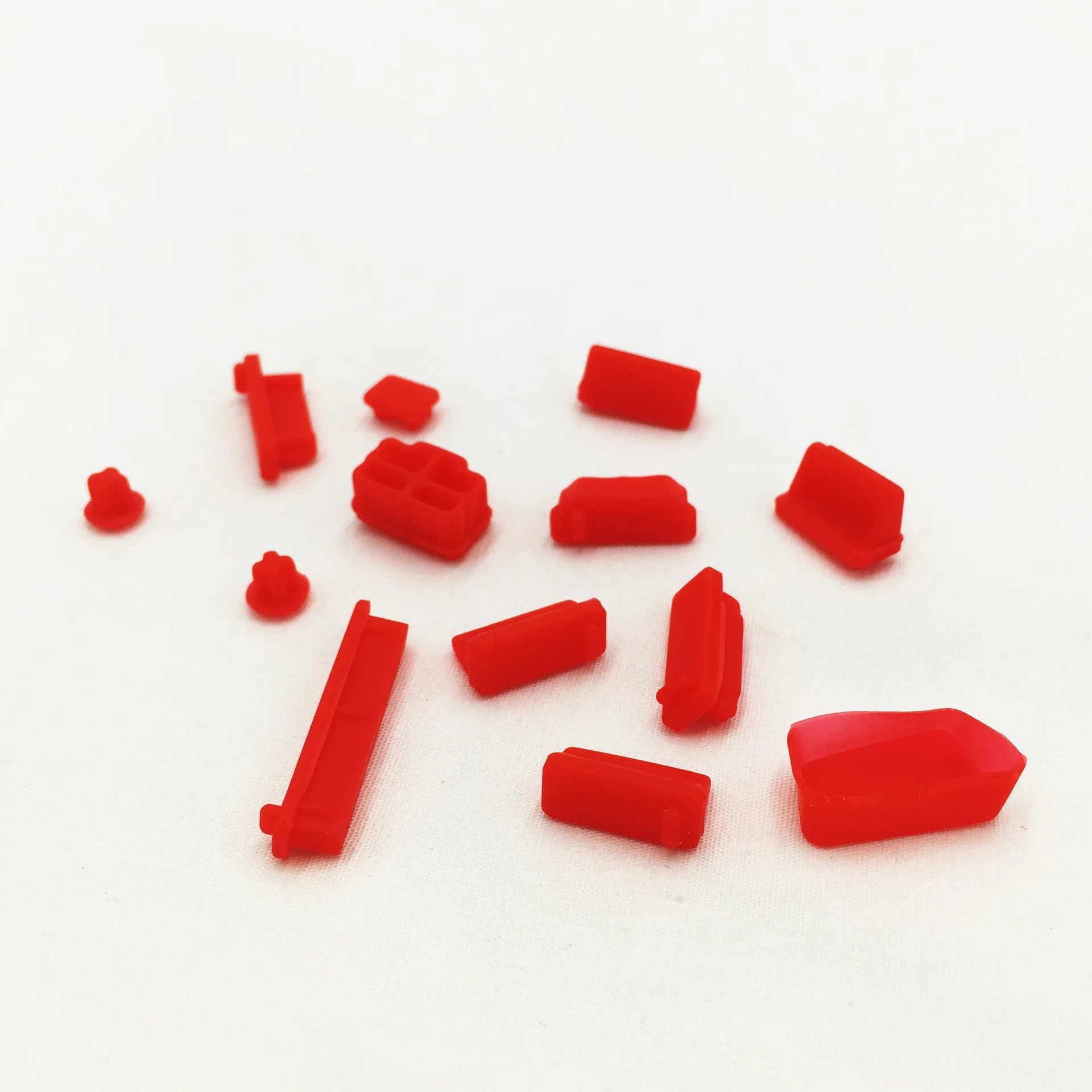 Silicone Laptop Port Dust Plugs | 16-Piece Universal Anti-Dust Cover Set Red | Afrocentric